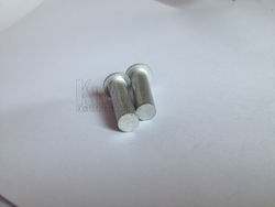 供应铝6063 5052实心 铆钉 非标铝钉 定制实心铝钉